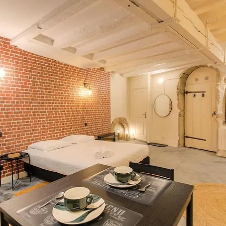 Industrial-style With Bathtub, Vieux-lyon *