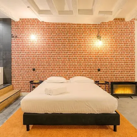 Apartment Industrial-style With Bathtub, Vieux-lyon